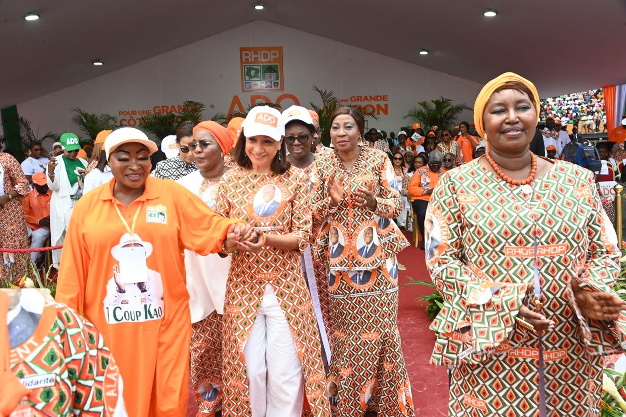 Présidentielle 2025 : Une ambiance des grands jours lors du meeting de soutien des femmes du RHDP Alassane Ouattara
