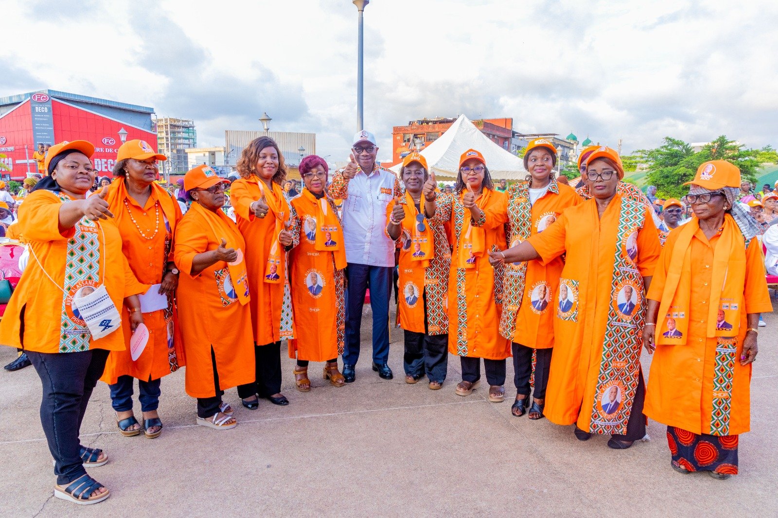 Présidentielle 2025 : Jeunes et femmes de Treichville mobilisés derrière Alassane Ouattara !