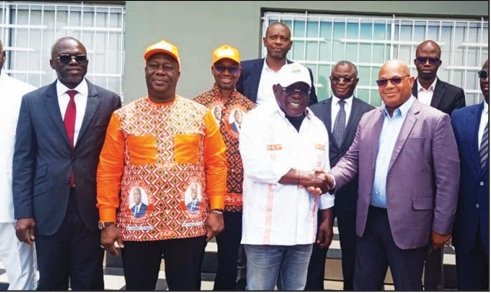 Présidentielle 2025 : Agir Ensemble apporte un appui de 60 millions et un film institutionnel pour soutenir la campagne d’ADO