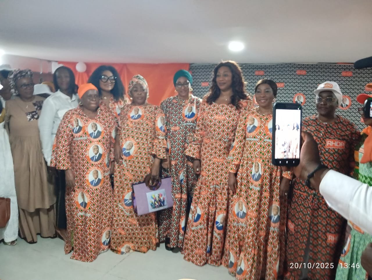 Présidentielle 2025 : Kandia Camara et Na Mafingue Fofana-Touré mobilisent les femmes de Cocody pour la victoire d’Alassane Ouattara