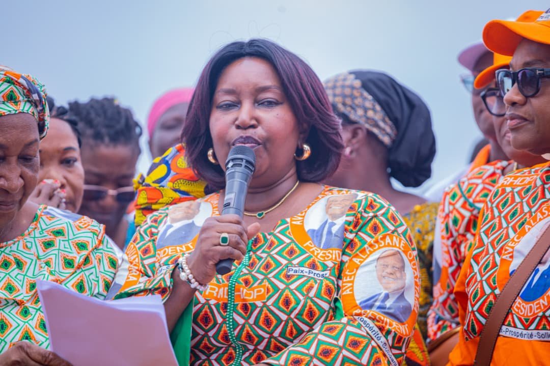 Présidentielle 2025 : Me Linda Diplo rebaptise le Président Alassane Ouattara " ADO TGV " pour ses actions de développement rapide du pays