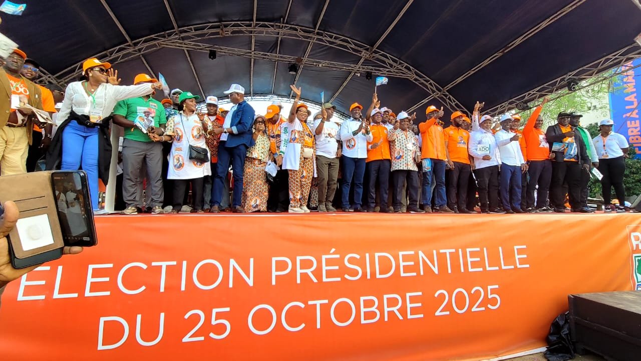 Présidentielle 2025 : Forte mobilisation pour la fin de la campagne à Cocody