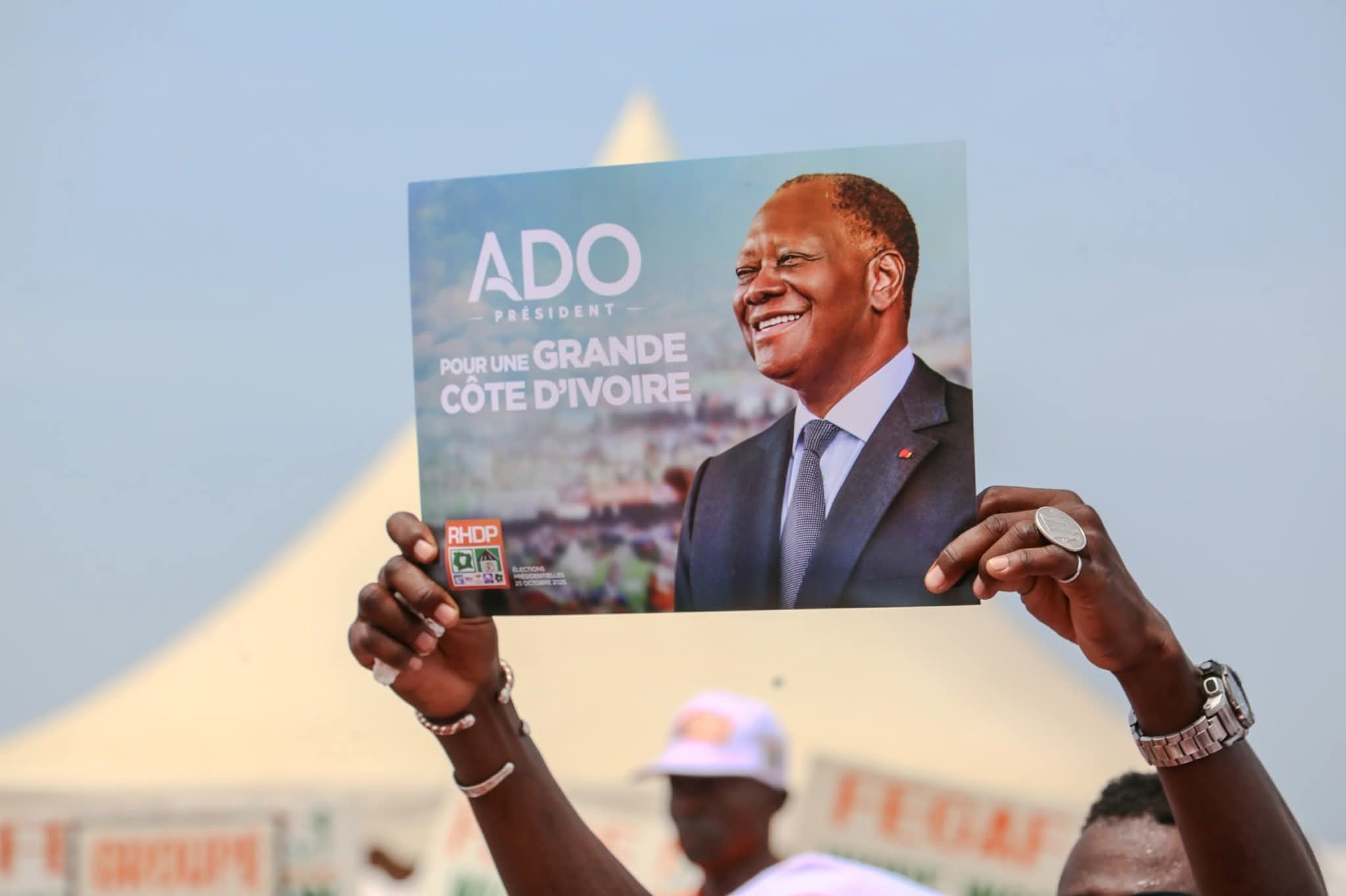Présidentielle 2025 : Alassane Ouattara largement en tête avec les premiers résultats provisoires