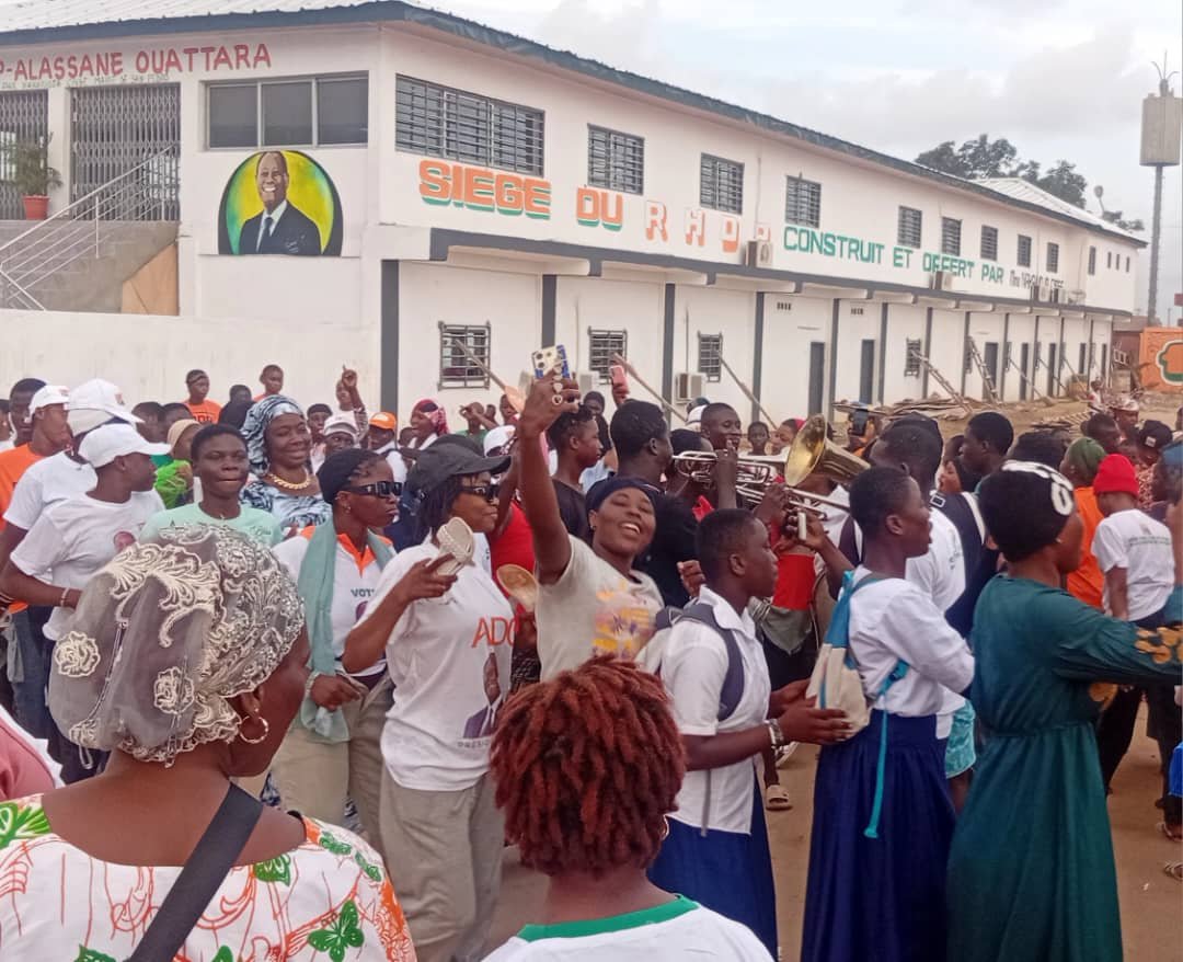 Présidentielle 2025 : San Pedro, la cité portuaire réaffirme son attachement au RHDP et à la vision d’Alassane Ouattara