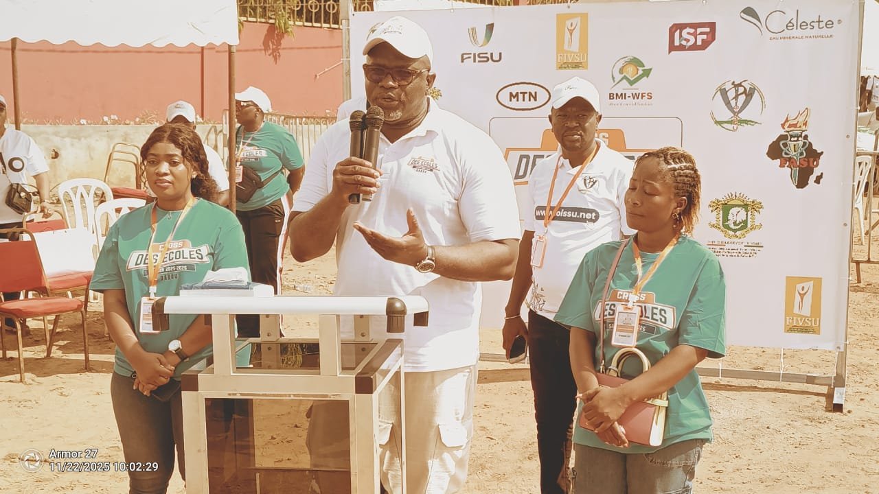 OISSU : Le DG Adama Doumbia invite les collectivités territoriales à offrir des licences aux élèves