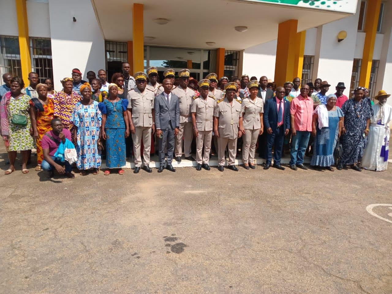 Dimbokro : Le préfet lance officiellement la campagne de sensibilisation sur la lutte contre l'orpaillage illégal