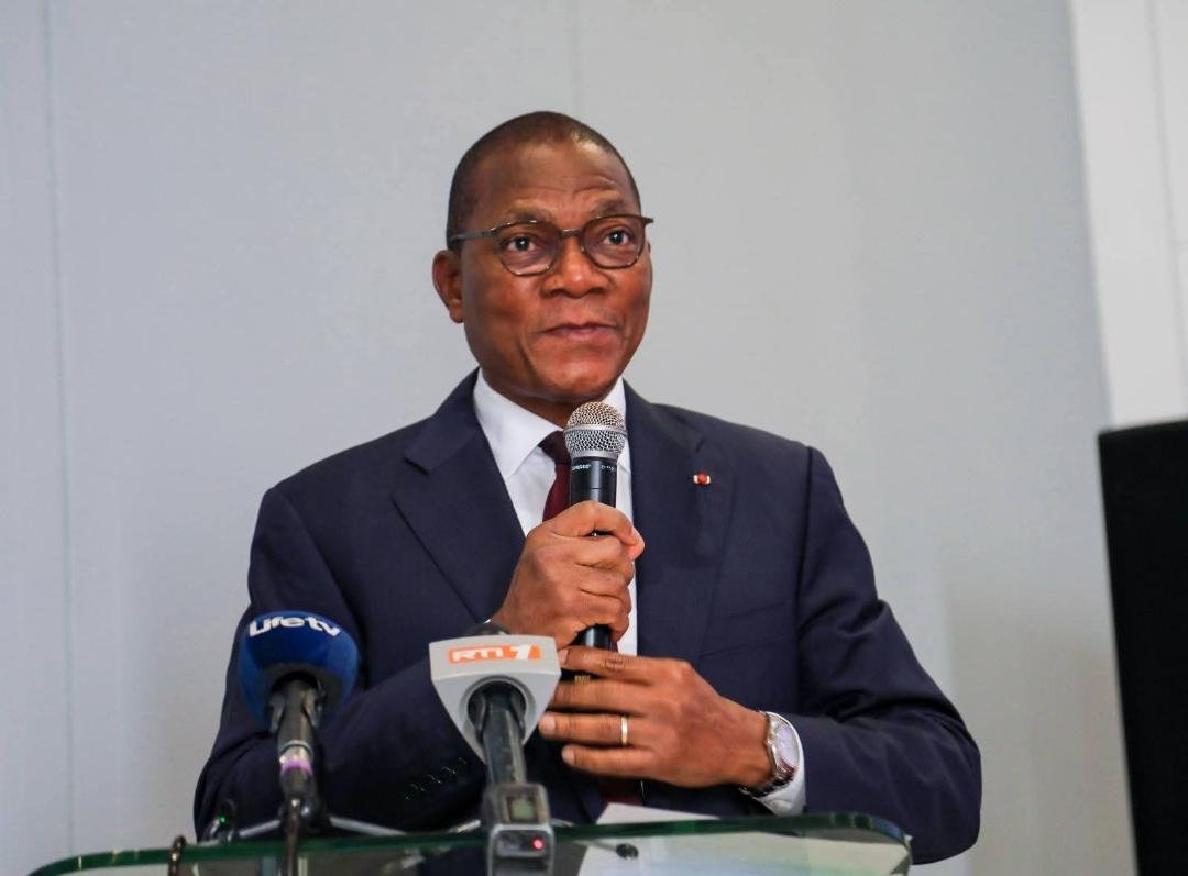 Programme d’urgence des logements sociaux : Bruno Koné salue l’initiative de 100.000 logements portée par Tylimmo