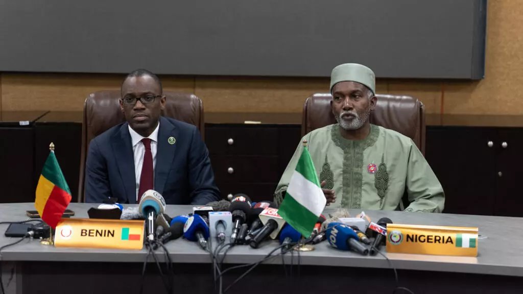 Tentative de coup d’État au Bénin : Le chef de la diplomatie nigériane détaille l’appui militaire d’Abuja   