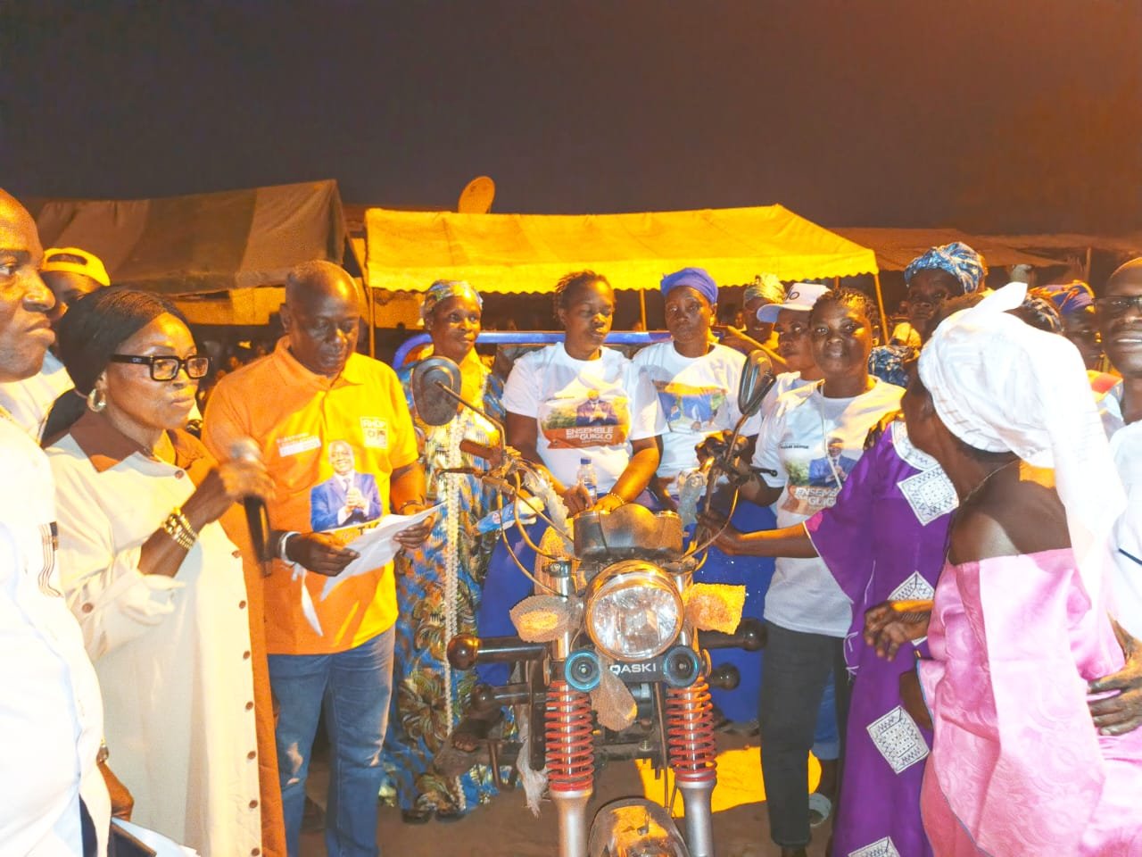 Législative 2025 : Le candidat du RHDP a lancé sa campagne dans le Flèo et le Doo     