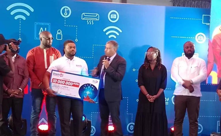 Concours Moov Start-up Challenge : La plateforme Octogone Technologie remporte le Super Prix