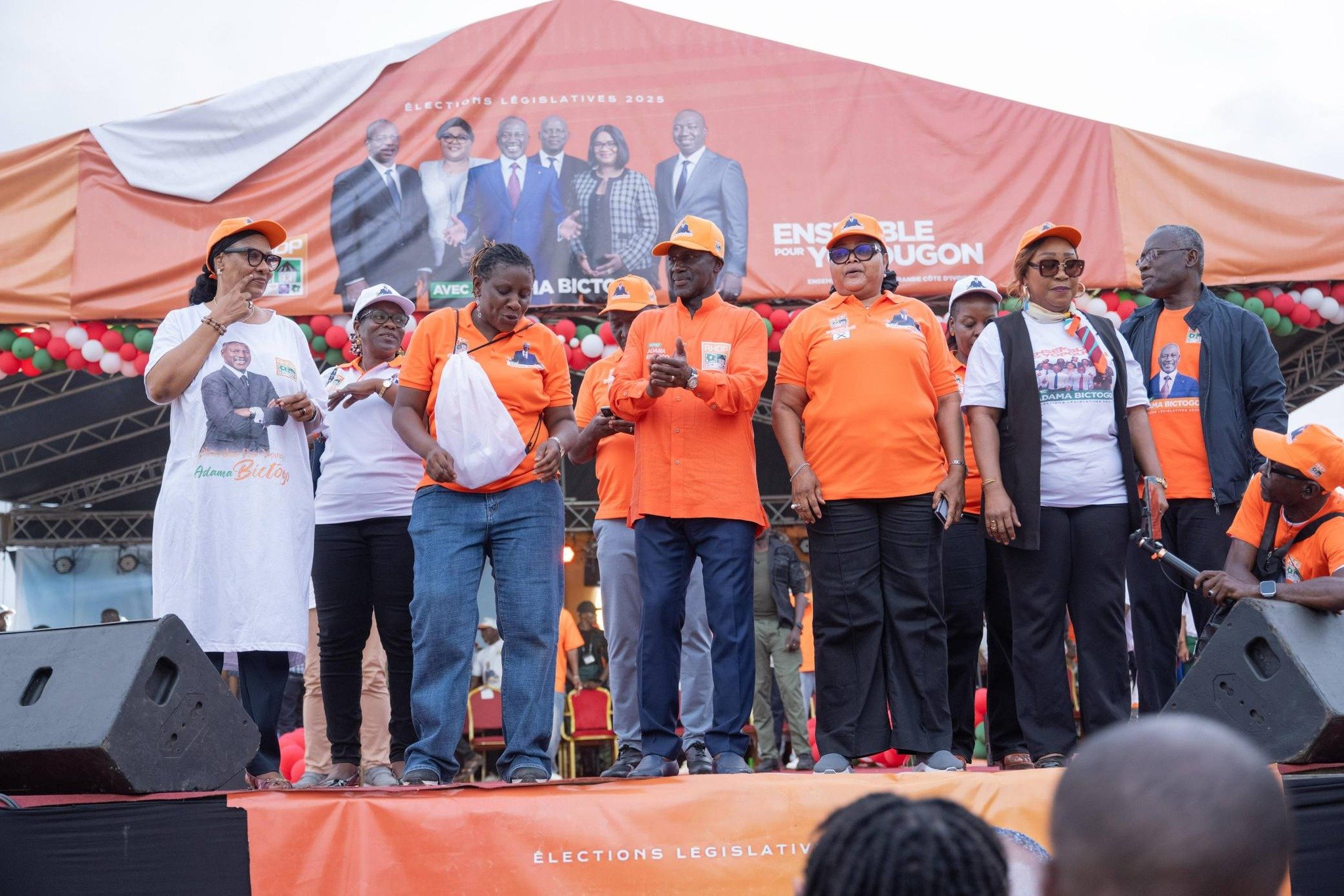 Législatives 2025 : Les électeurs votent dans la sérénité à Adjamé et Yopougon