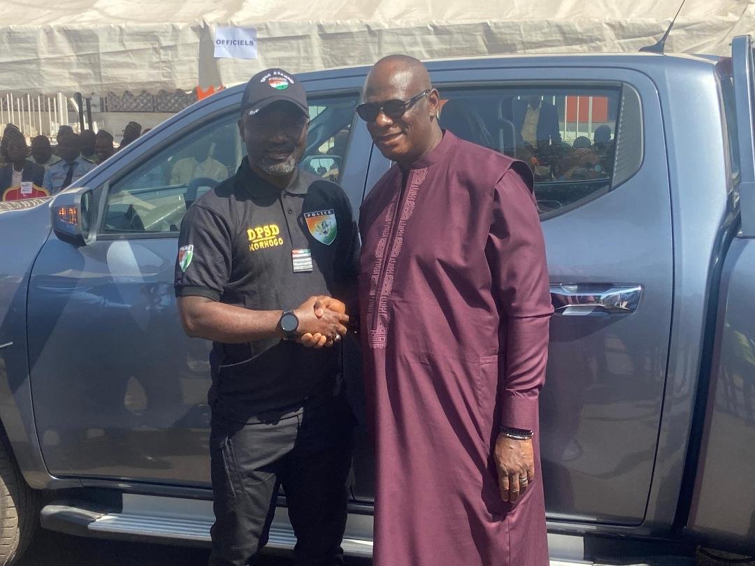 Korhogo : La mairie équipe la DPSD d’un véhicule 4x4 dans le renforcement de la lutte contre la drogue