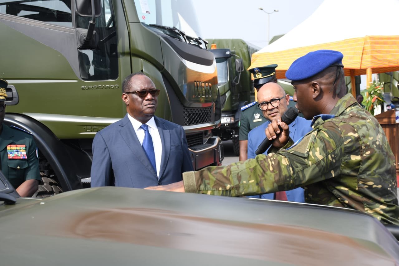 L'UE offre 40 véhicules aux FACI - Téné Birahima Ouattara : « C'est un message d'engagement commun pour une paix durable »