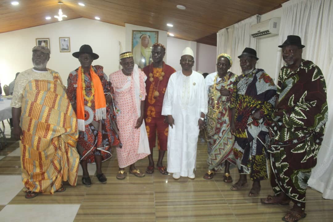 Lakota : Reçus par l'honorable Abdoulaye Kouyaté, les chefs traditionnels demandent pardon pour le maire