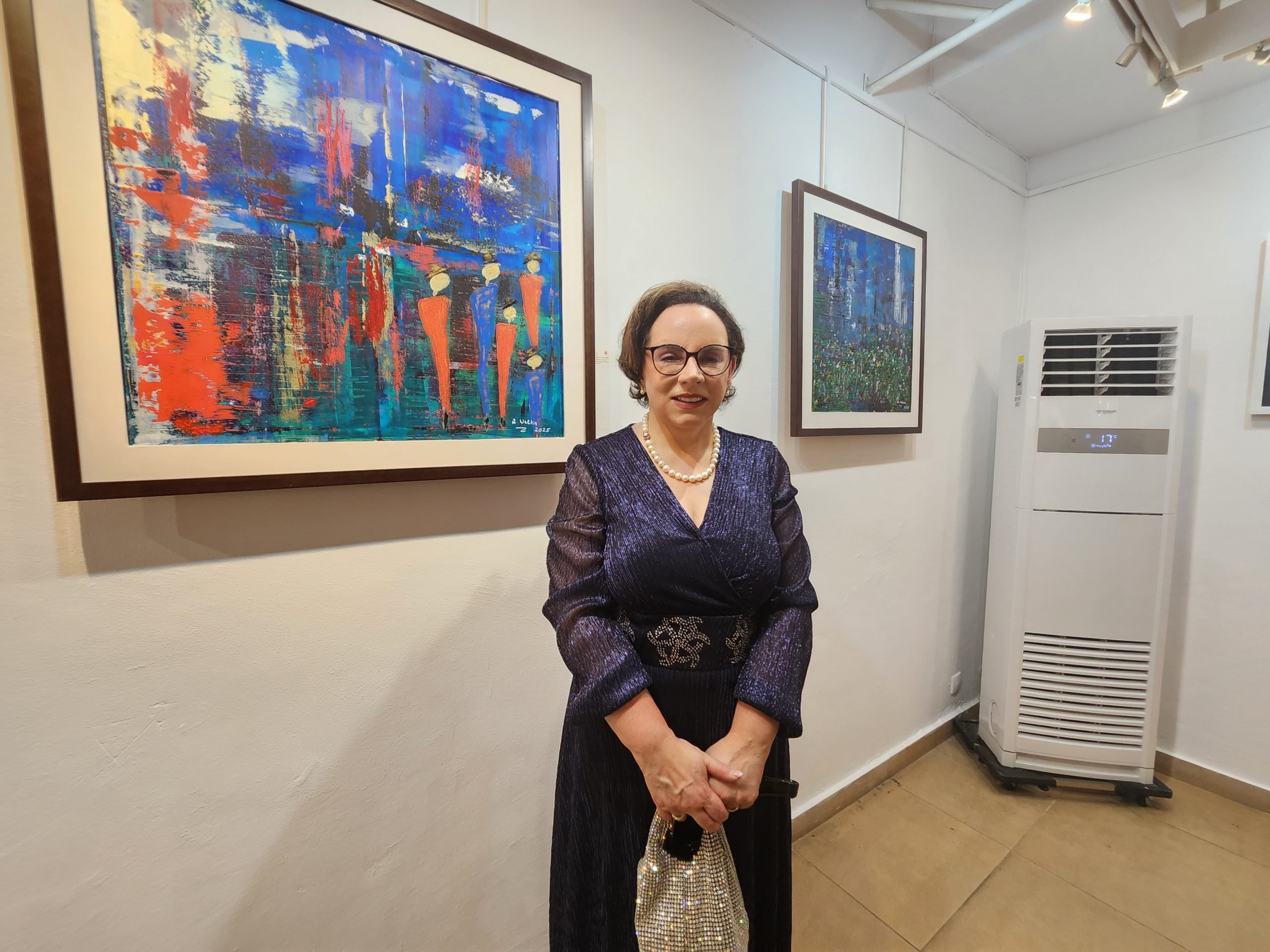 Arts visuels : Regina Veltin, peintre de la dualité de l'existence humaine