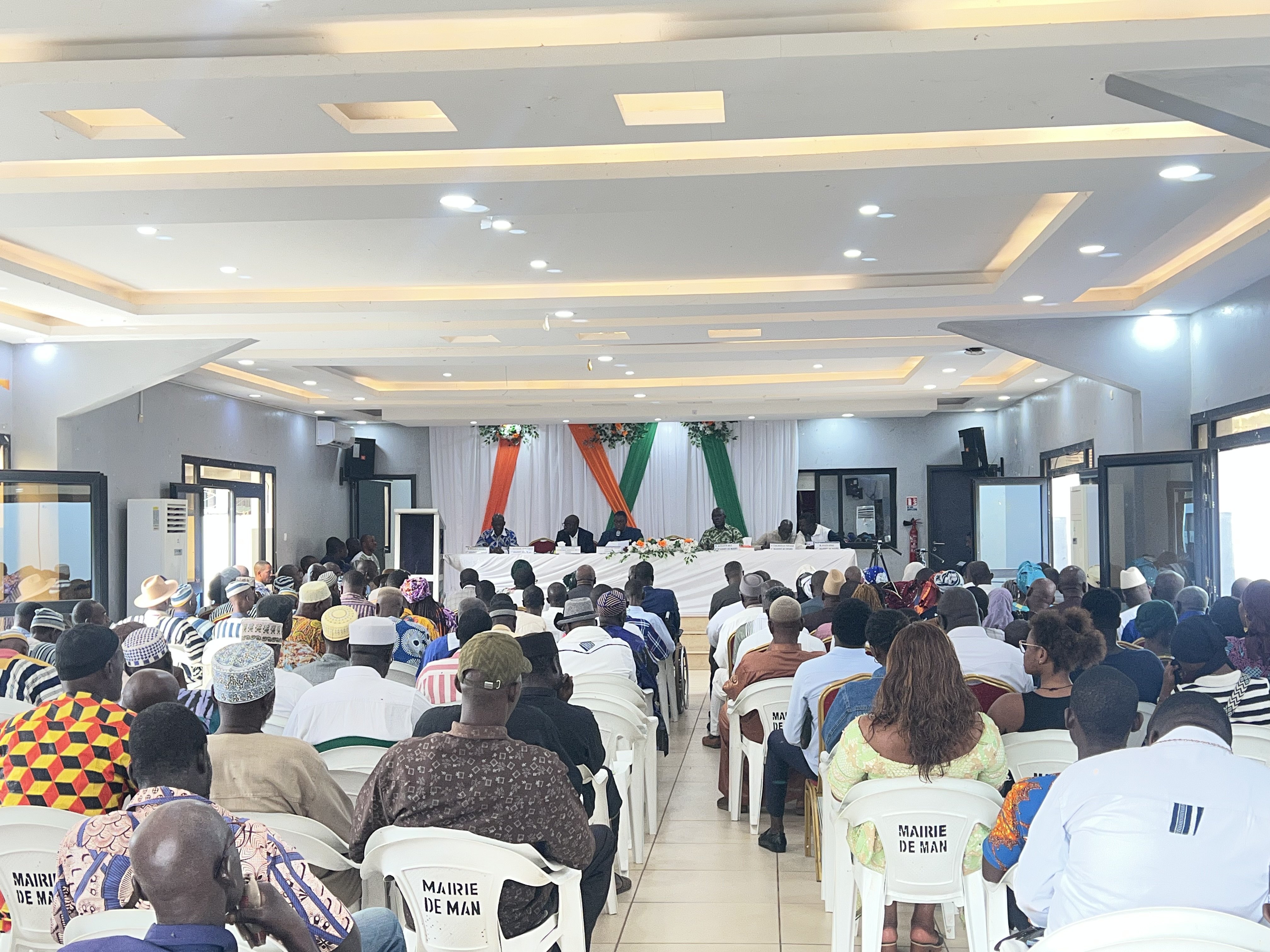 Man : Le conseil municipal met le cap sur l’action pour 2026