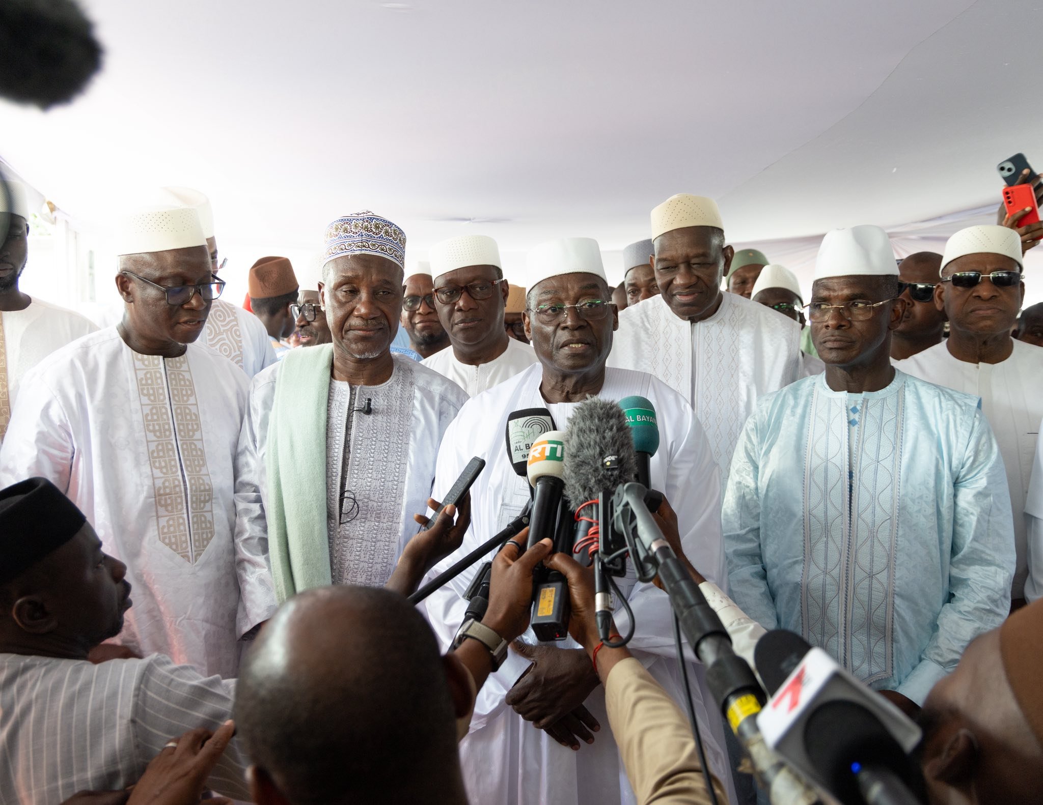 Aïd El-Fitr : Tiémoko Meyliet Koné appelle à consolider la paix et le vivre-ensemble