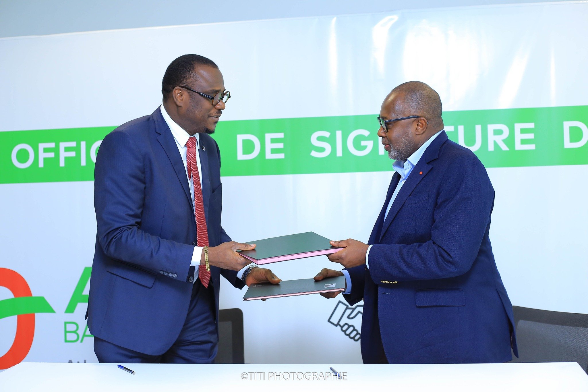 COK-AFG Bank : Un Partenariat pour conquérir l'élite