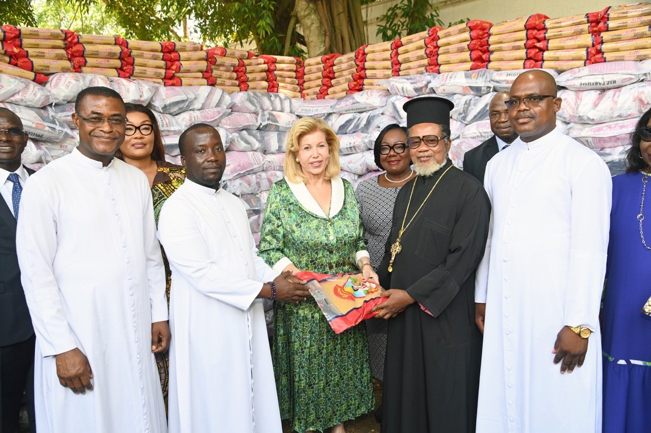 Pâques 2026 : La Première Dame fait un don en vivres de 130 millions FCFA à la communauté chrétienne