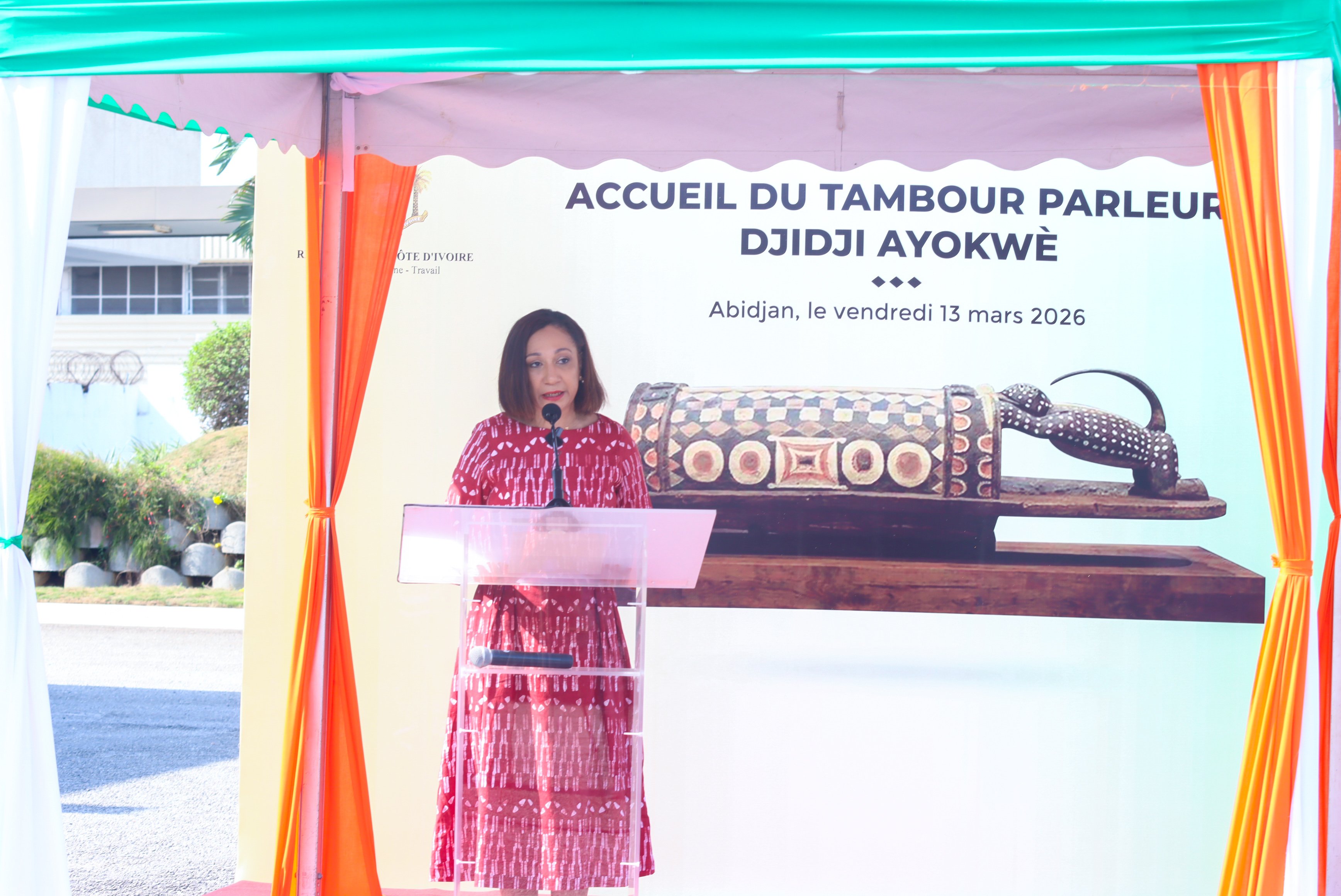 Premier bien culturel ivoirien restitué par la France à la Côte d’Ivoire : Le Tambour parleur Atchan Djidji Ayôkwè est là !