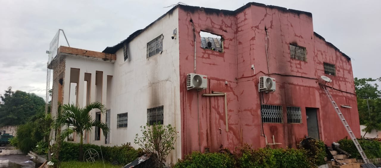 Tafiré : un incendie ravage une partie de la mairie, d’importants dégâts matériels, aucune perte humaine