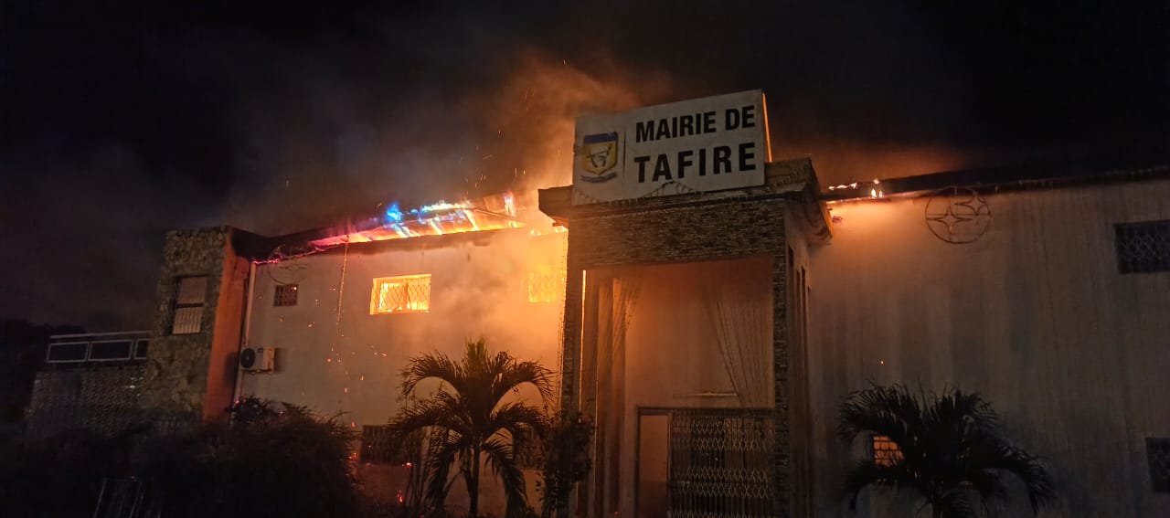 Tafiré : un incendie ravage une partie de la mairie, d’importants dégâts matériels, aucune perte humaine