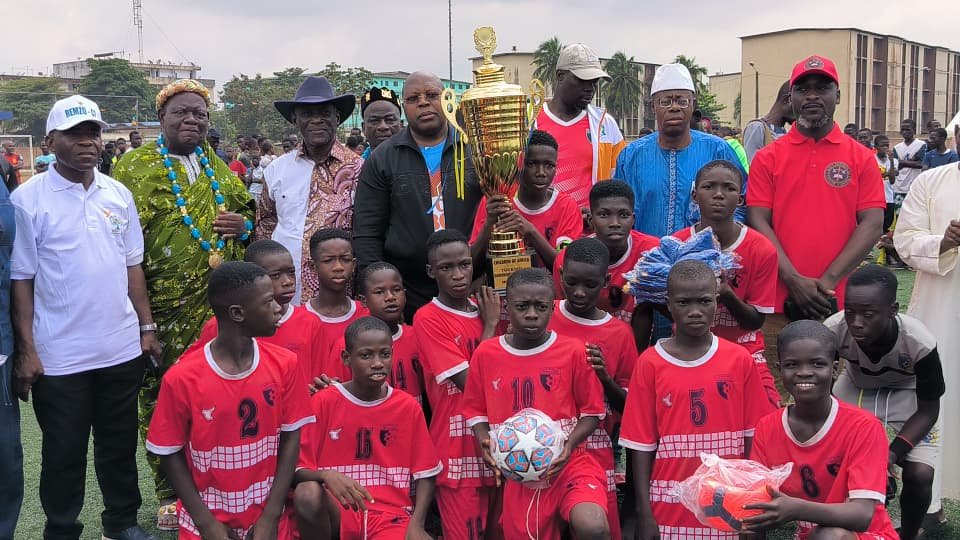 Tournoi de la Première Dame Dominique Ouattara : La mairie d’Abobo célèbre ses champions
