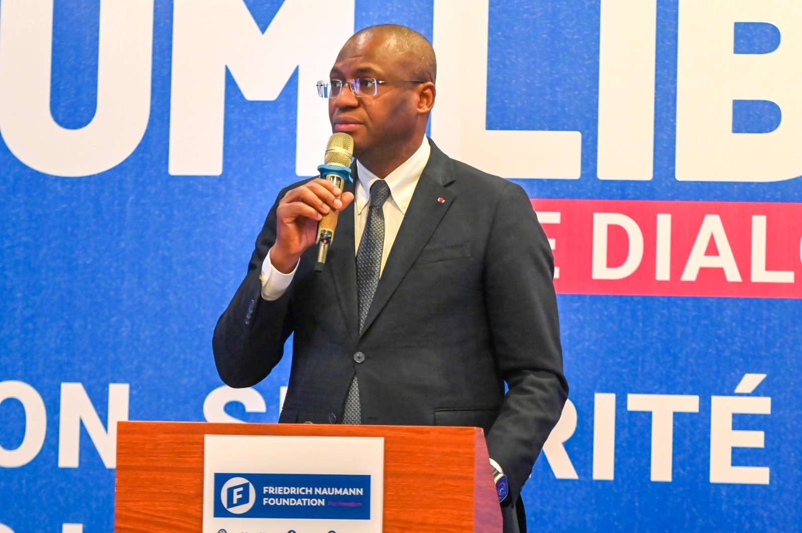 Forum libéral d’Abidjan : Sidi Touré plaide pour un changement de regard sur les migrations