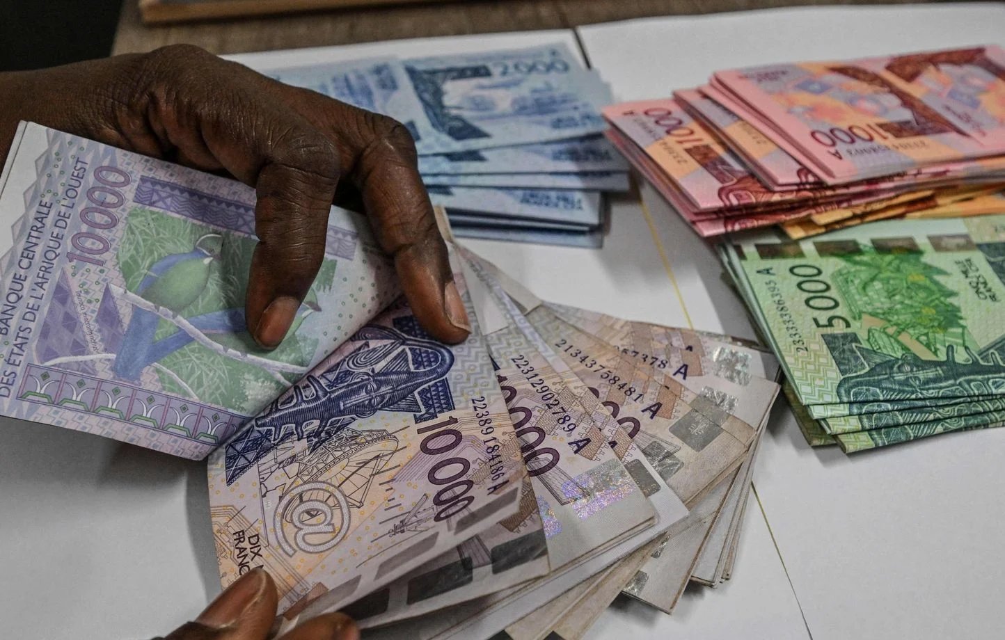 Blanchiment des capitaux et le financement du terrorisme : Les chances de la Côte d’Ivoire de sortir de la liste grise du GAFI   