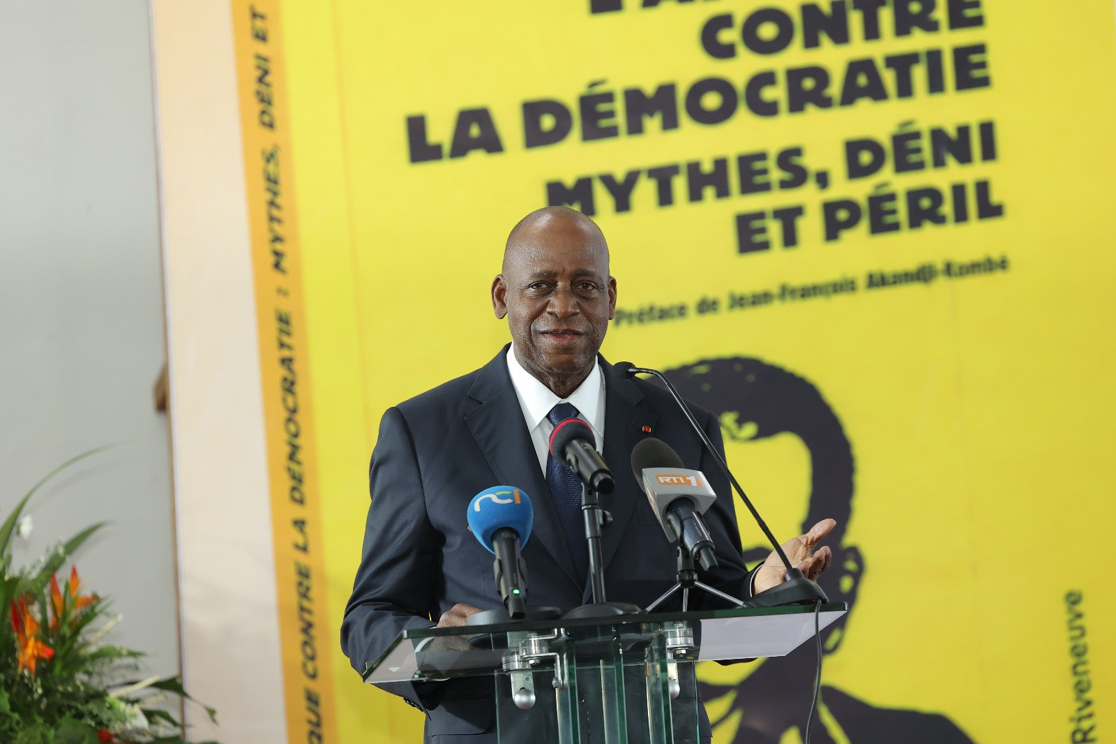 Ally Coulibaly, Grand chancelier de l'Ordre national : « La démocratie est un voyage et non une destination »