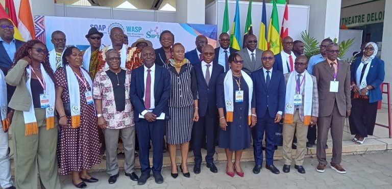 47e Congrès de la Soap et 2e journée de Pharmacologie : Les experts planchent sur l’innovation et la souveraineté sanitaire à Abidjan  